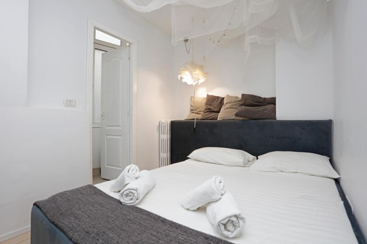 Classy 2 Bedroom Apartment In City Center Bucareste Exterior foto